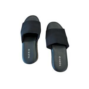 Torrid NWT Chunky Platform Sandals Y2K Grunge